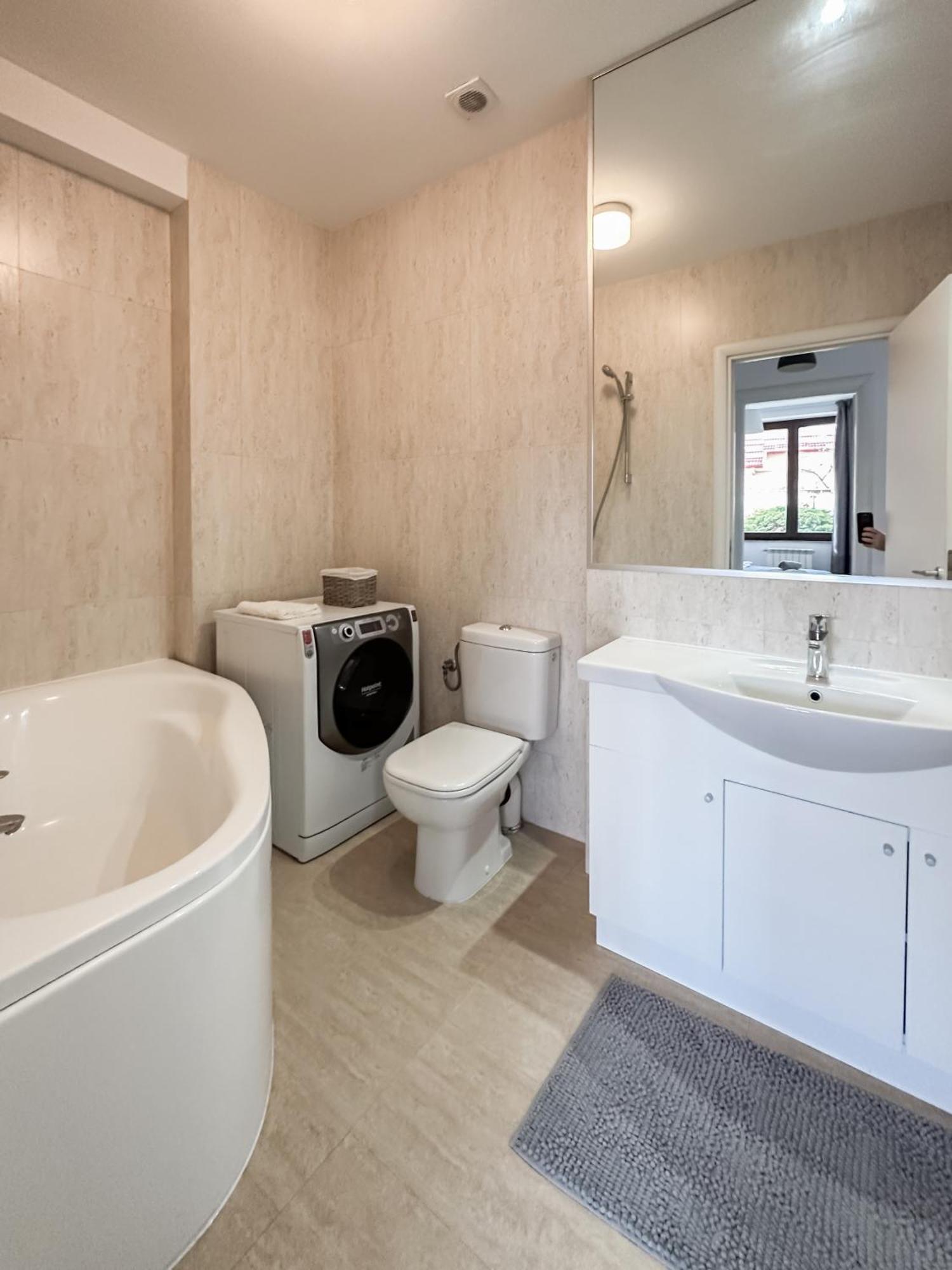 Garden Apartment - Herastrau Park 3Min Walk บูคาเรสต์ ภายนอก รูปภาพ