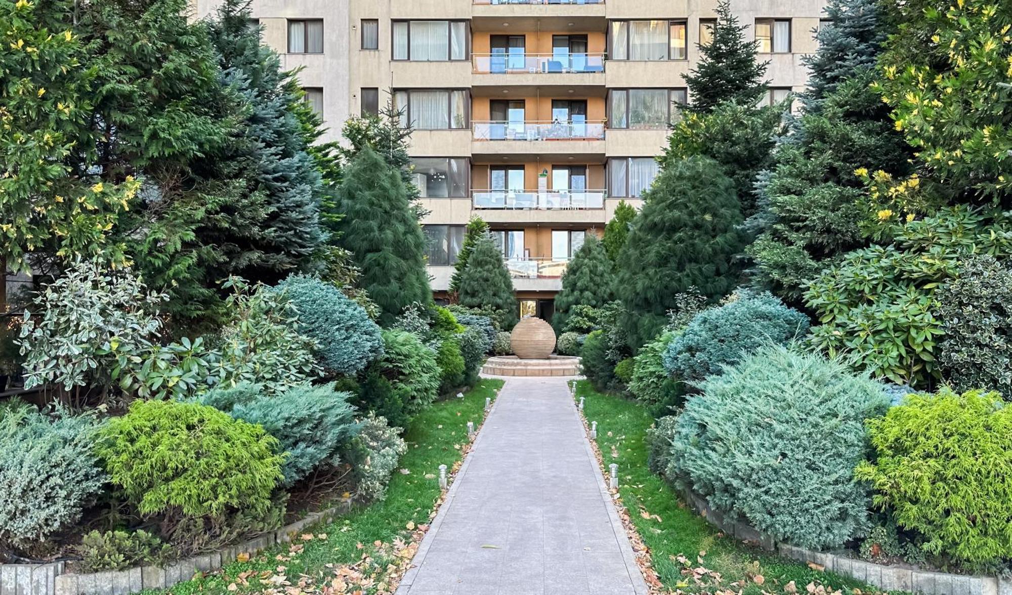 Garden Apartment - Herastrau Park 3Min Walk บูคาเรสต์ ภายนอก รูปภาพ